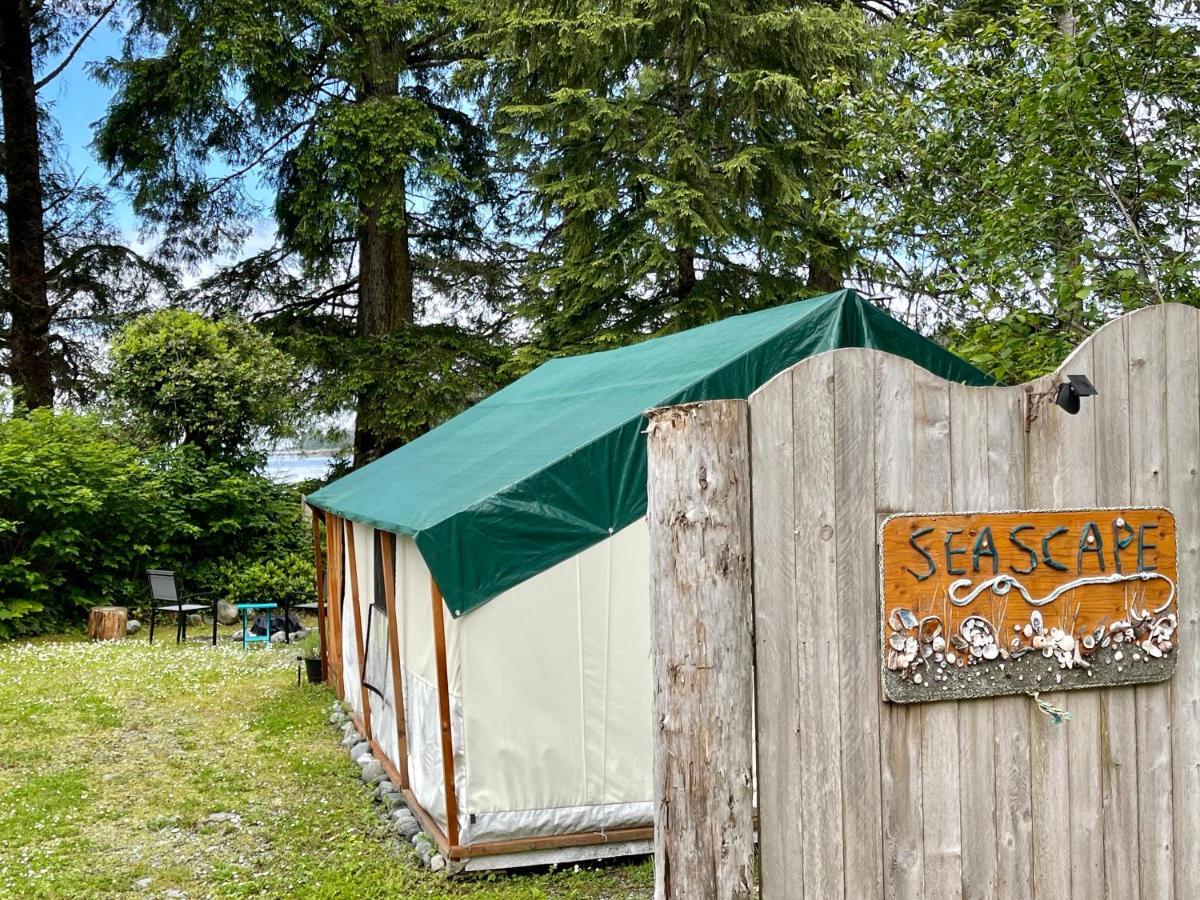 So Damn Lucky Glamping Otel Ucluelet Dış mekan fotoğraf