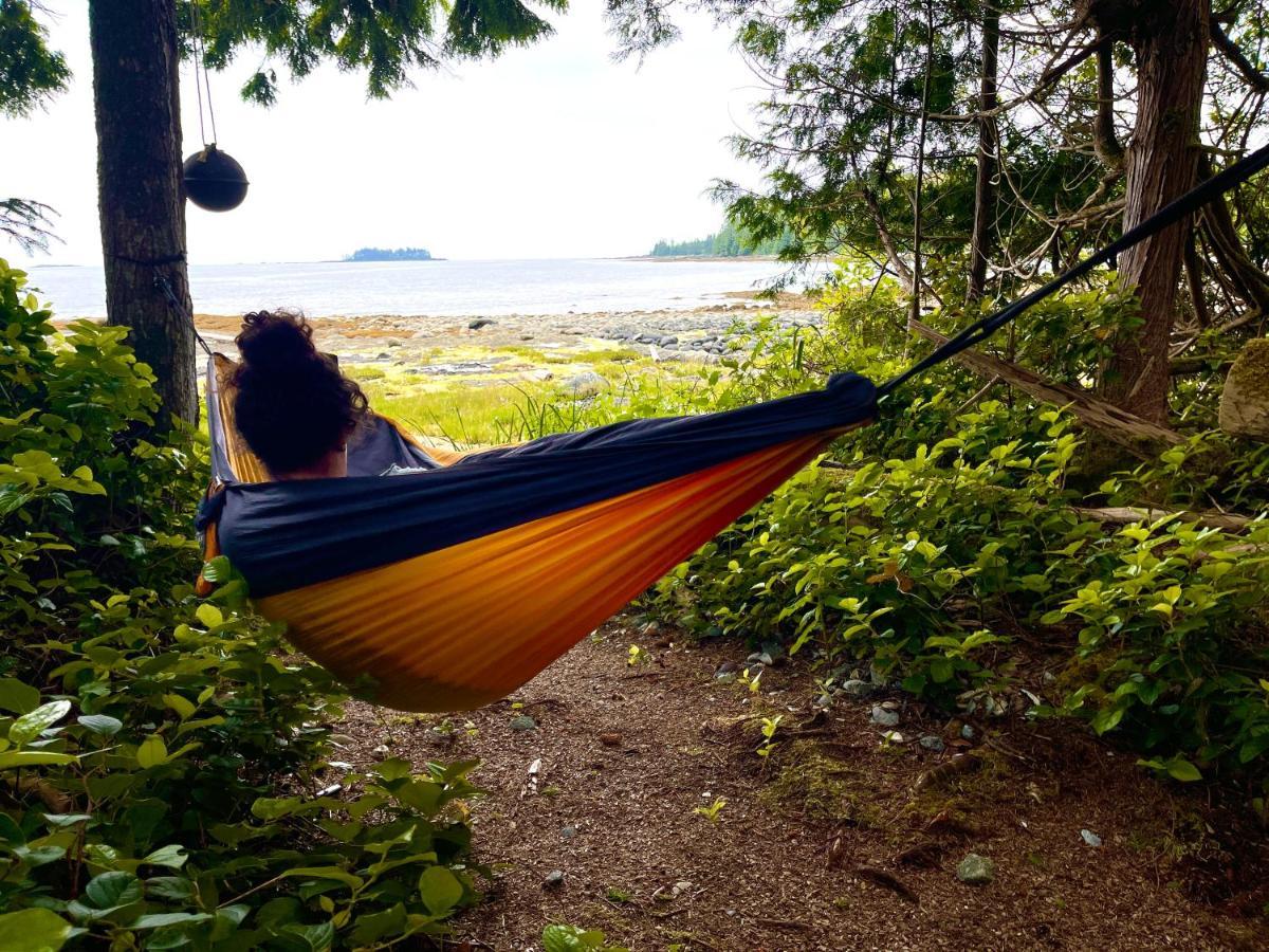 So Damn Lucky Glamping Otel Ucluelet Dış mekan fotoğraf